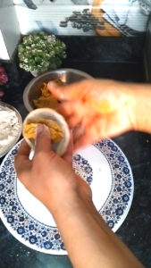 Filling chana dal stuffing in dough ball