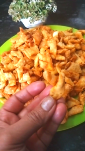 Crispy Namak Para Recipe – Homemade Indian Tea Time Snack